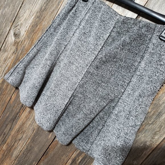 Loft MP PM Women's Gray Soft Fleece Seamed Flippy Swing A Line Skirt - Picture 3 of 6